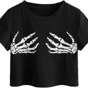 Women’s Gothic Crop Boxy Tee Size XS